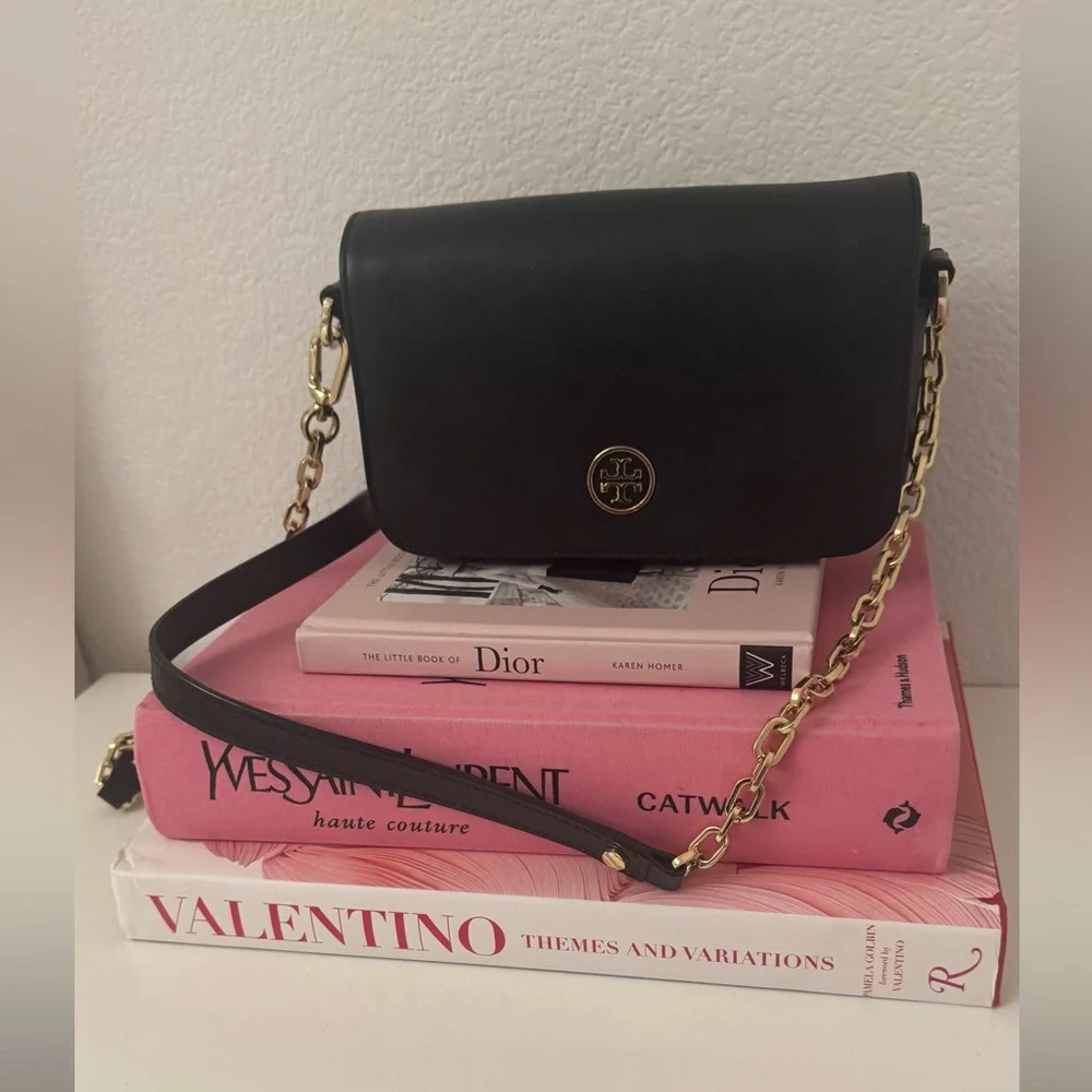 Tory Burch Robinson Black and Gold Chain Mini Saffiano Leather CrossBody Bag - Picture 12 of 14